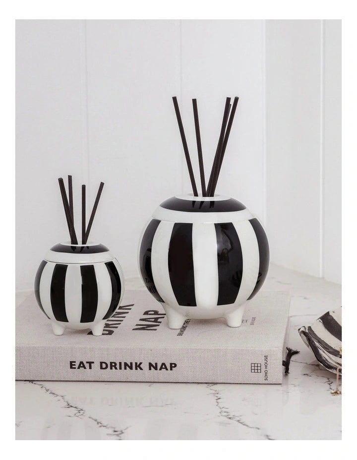 Moss St. Fragrances Jasmine, Amber & Saffron Large Ceramic Diffuser 350ml
