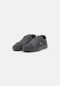 Lacoste Carnaby Piquee 223 2 Sma Grey Sneakers