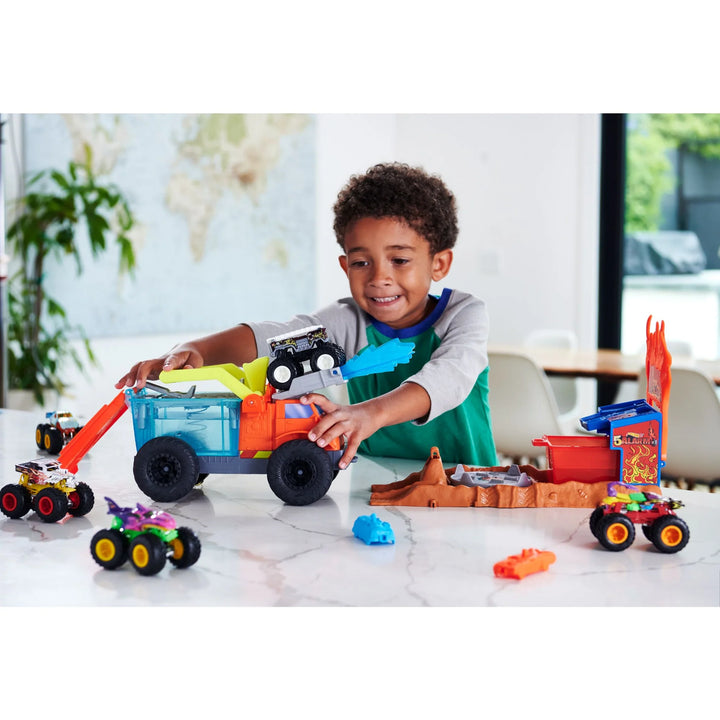 Hot Wheels Monster Trucks Arena Smashers Color S