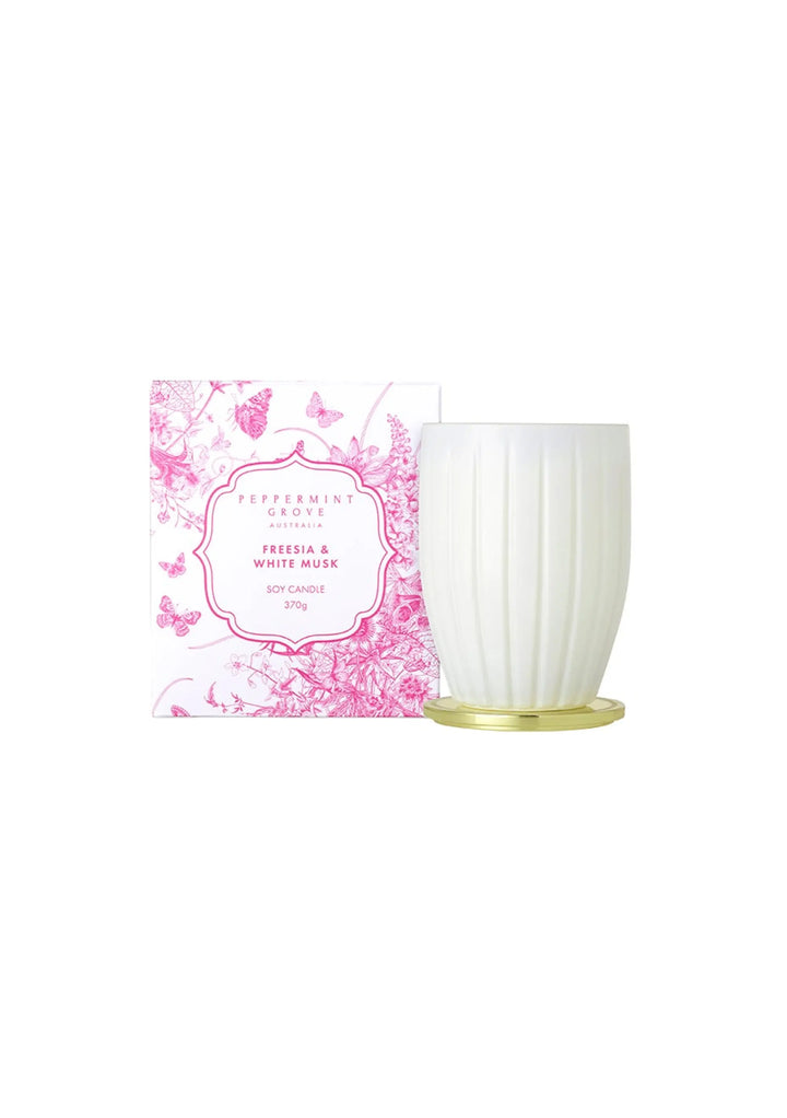 Peppermint Grove Freesia & White Musk Large Candle 370g